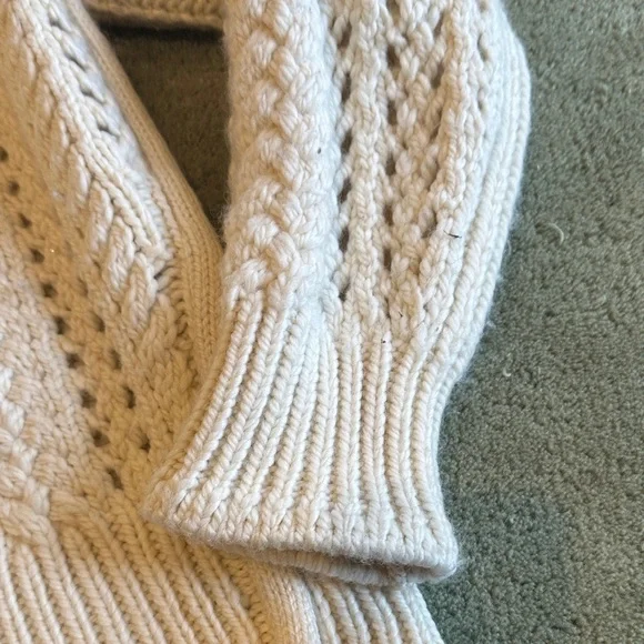 A.L.C. Cream Chunky Cable Knit 100% Merino Wool Cardigan Size XS - Picture 6 of 10